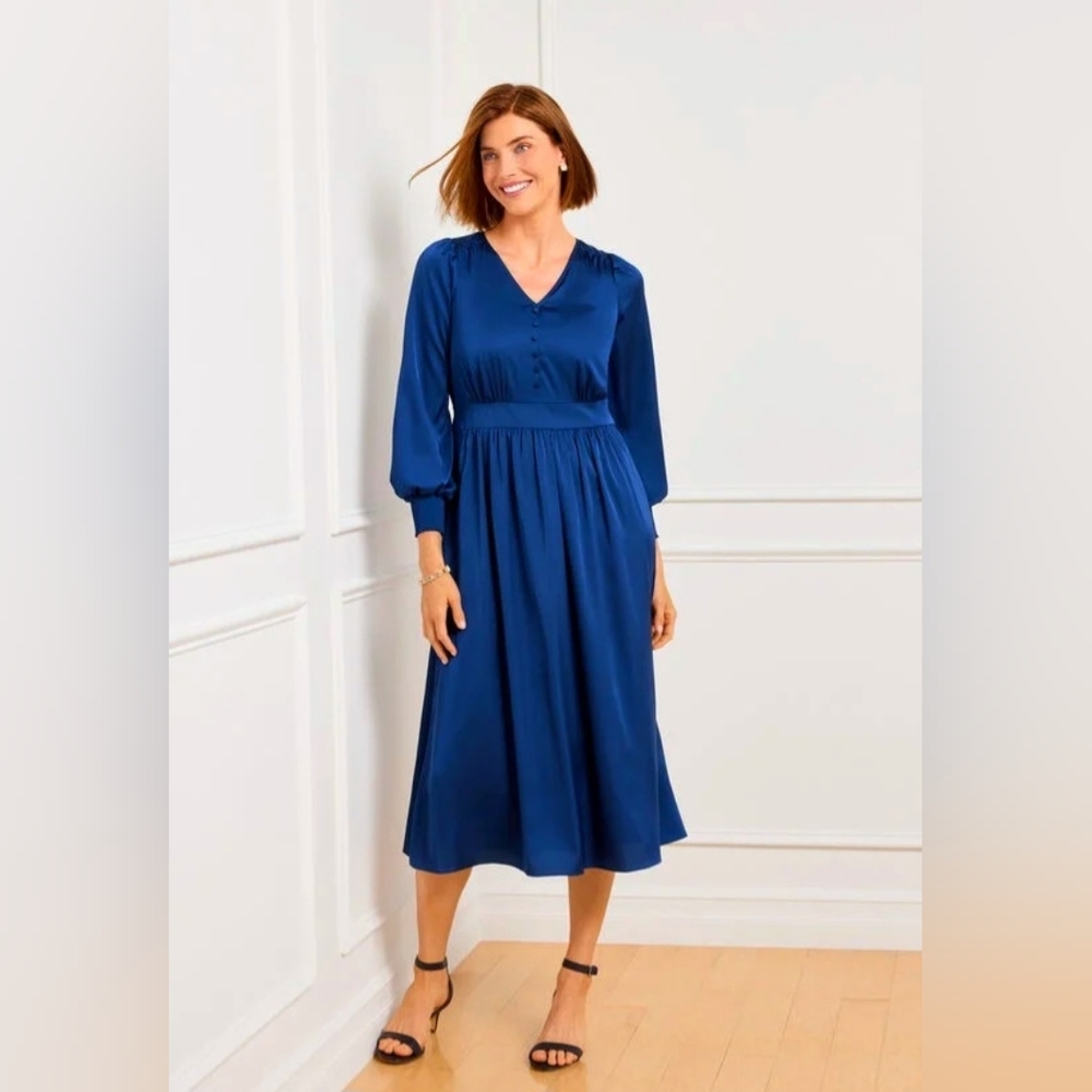 New+Tag Talbots Blue Charmeuse Smocked Satin Long Formal Dress Womens 6-8 Medium